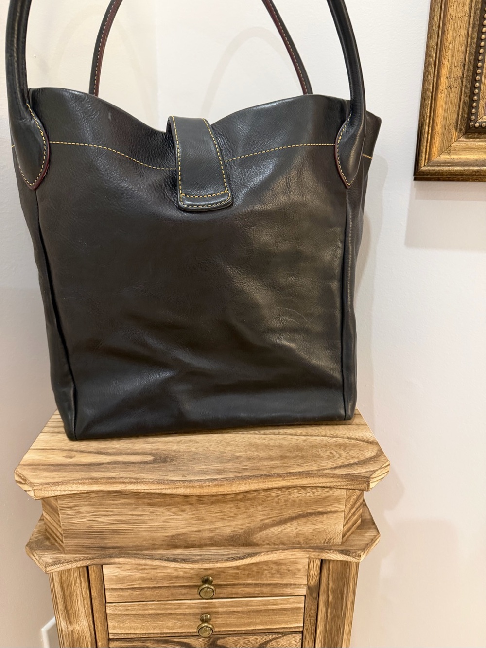 Dooney & Bourke Black Leather Tote with Gold Hardware w/dustbag - Picture 6 of 8